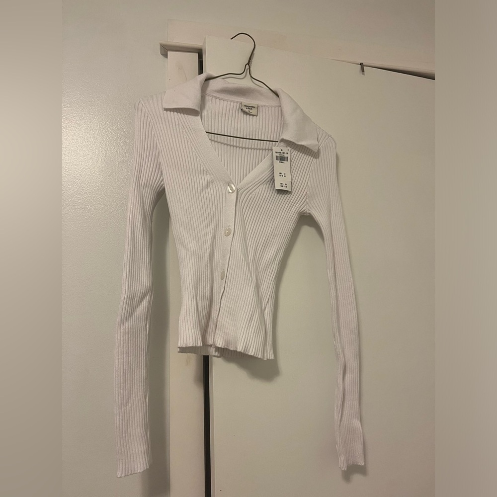 Abercrombie button up top XS
